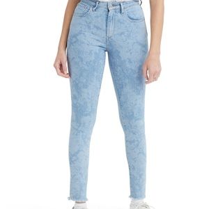 Levi’s 720 High rise super skinny